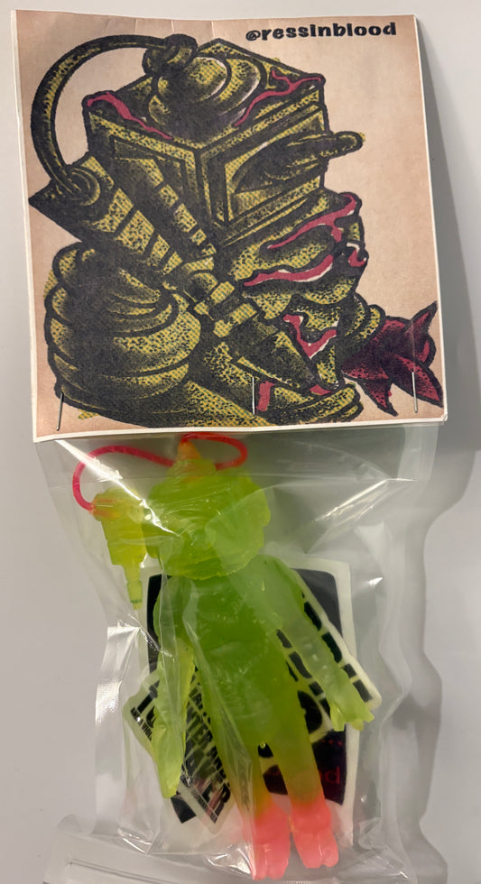 Ressinblood Green Figure – Art Toy Bagged Release